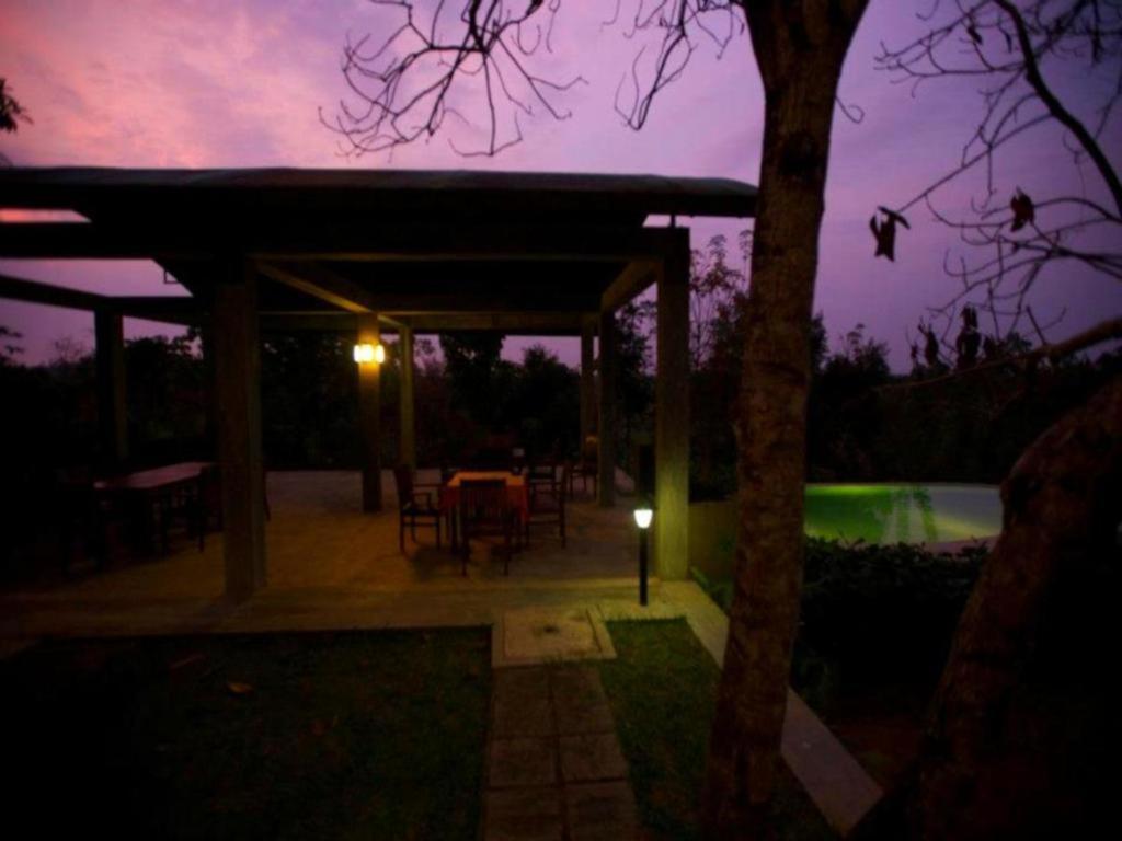 Mangrove Escapes Resort Bentota Buitenkant foto