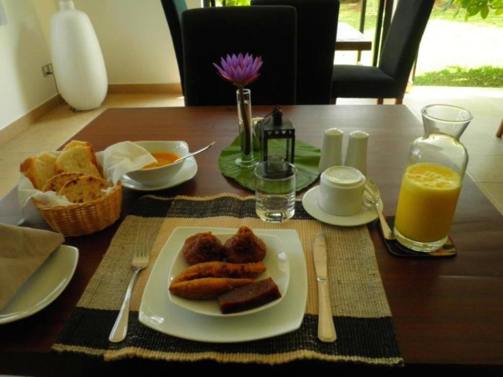 Mangrove Escapes Resort Bentota Buitenkant foto