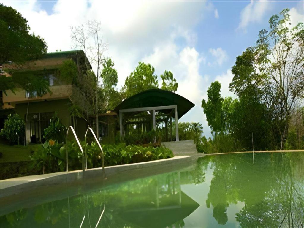 Mangrove Escapes Resort Bentota Buitenkant foto
