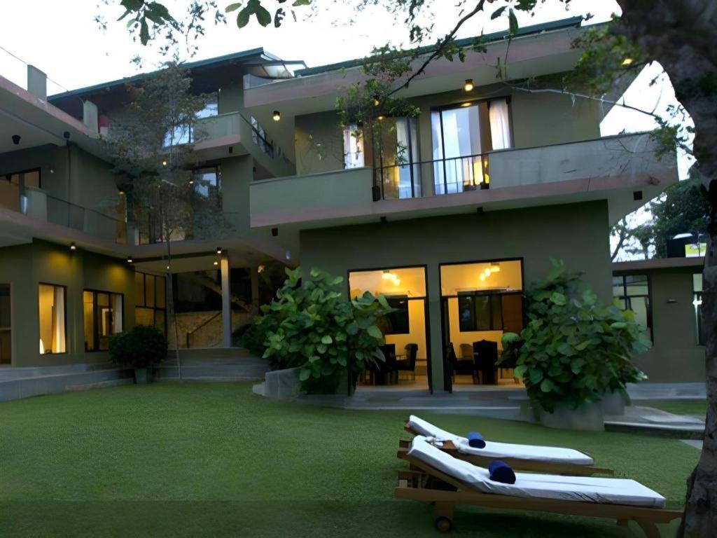 Mangrove Escapes Resort Bentota Buitenkant foto