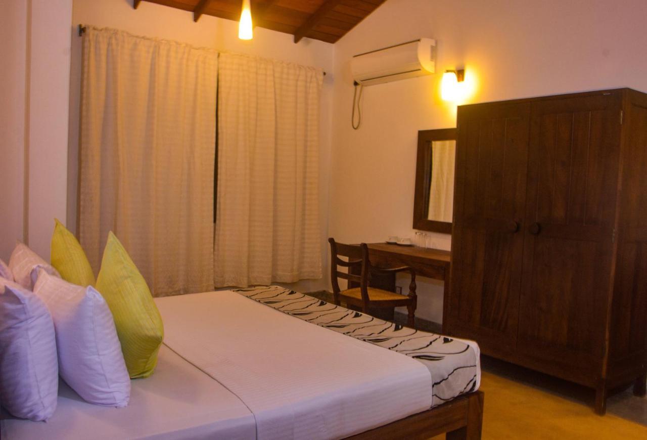 Mangrove Escapes Resort Bentota Buitenkant foto