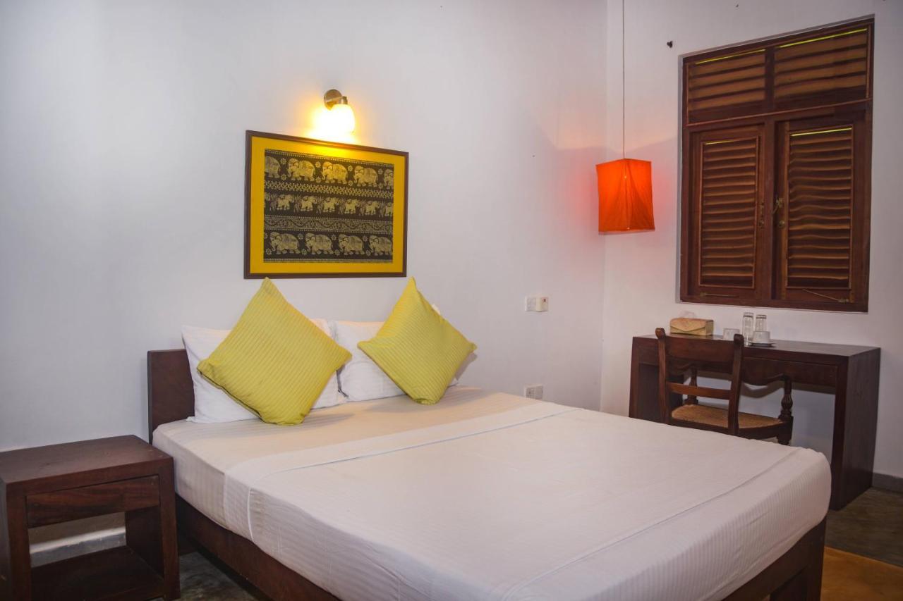 Mangrove Escapes Resort Bentota Buitenkant foto